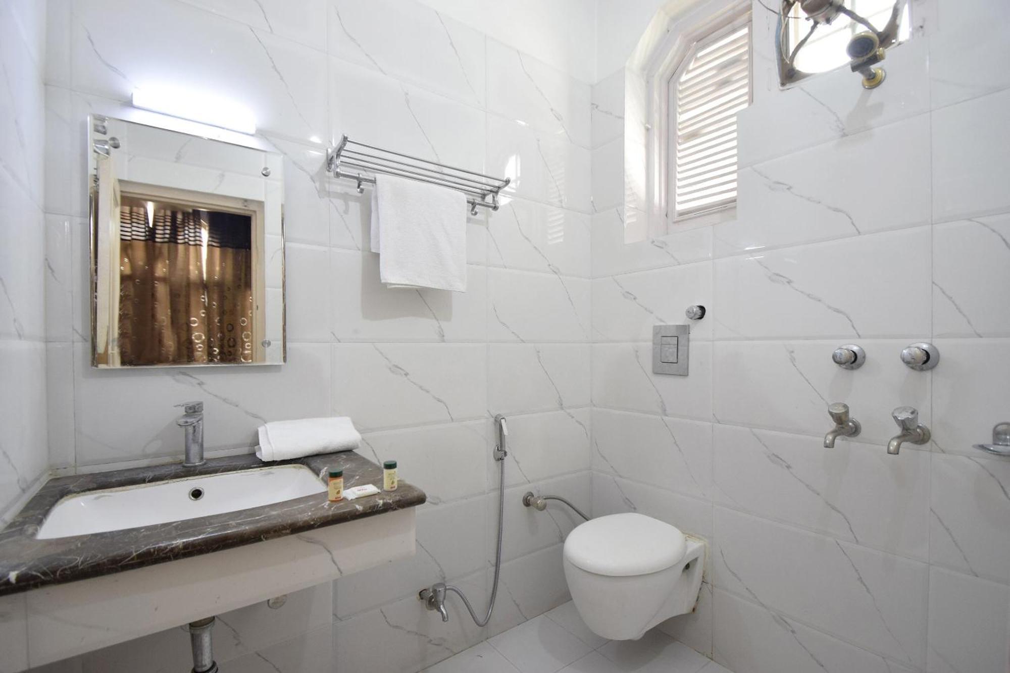 Super Hotel O Maa Residency Jammu Exterior foto